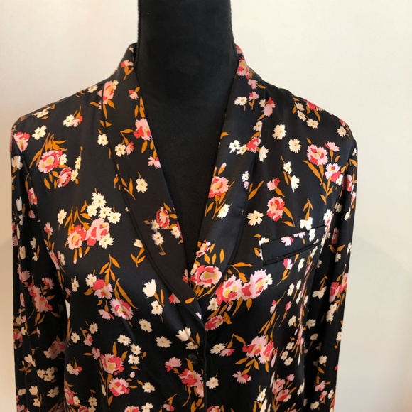 ALC Black Silk Button-down Floral Blouse in Size 6 - Picture 2 of 11